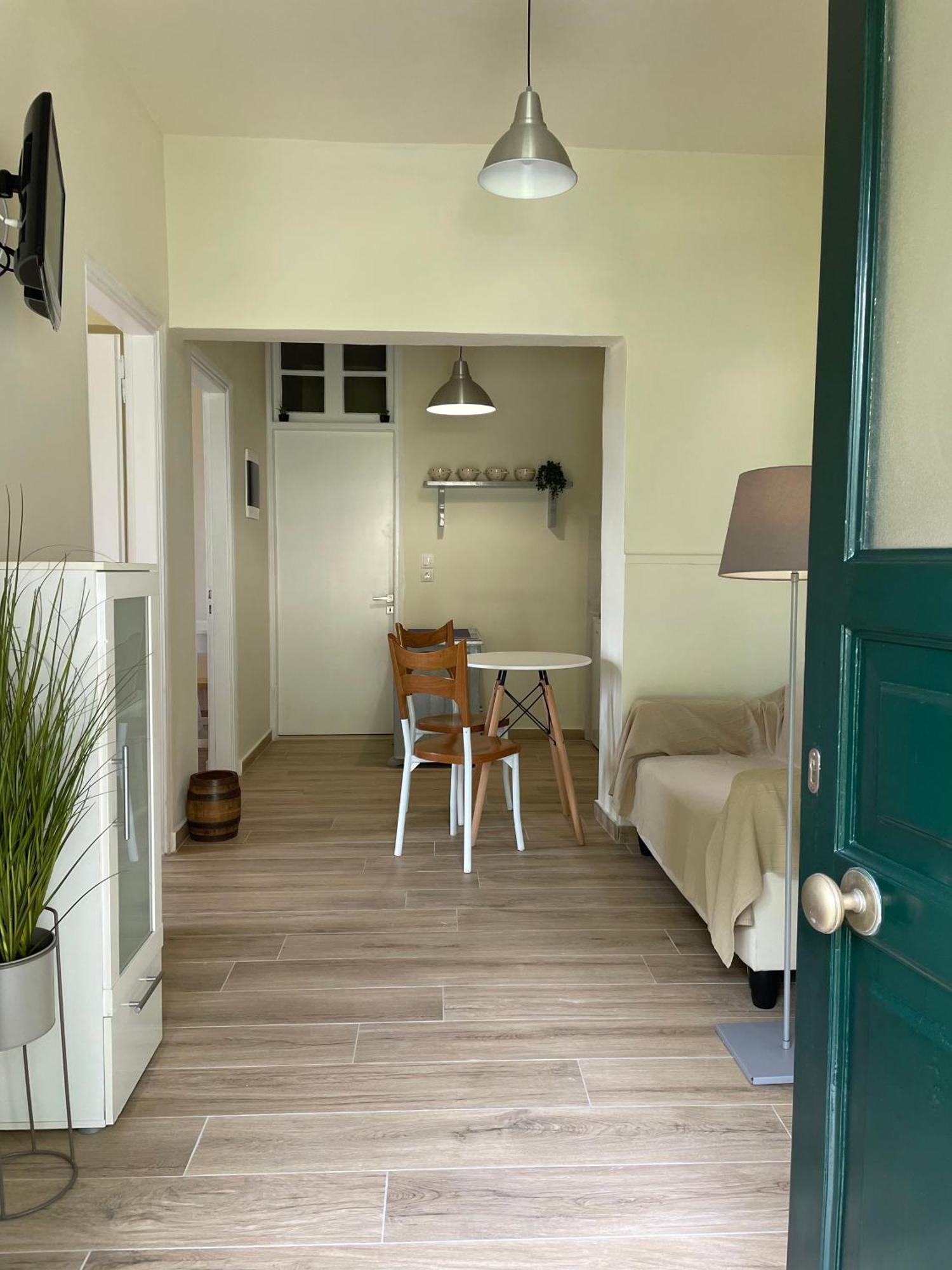 Kontos Mansion Apartment เวนิทเซส ภายนอก รูปภาพ
